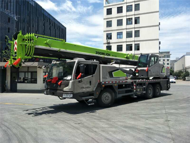 南宁市随车吊师傅告诉你租赁随车吊车如何区分吨位